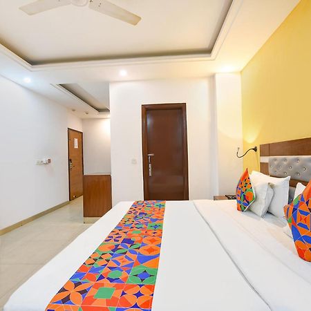 Fabhotel The Kings Plaza New Delhi Extérieur photo