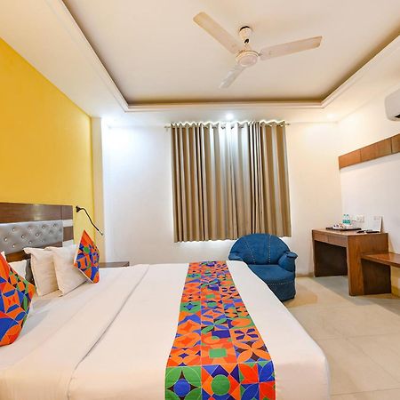 Fabhotel The Kings Plaza New Delhi Extérieur photo