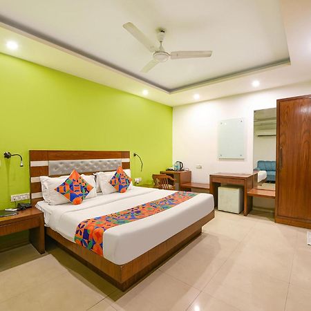 Fabhotel The Kings Plaza New Delhi Extérieur photo