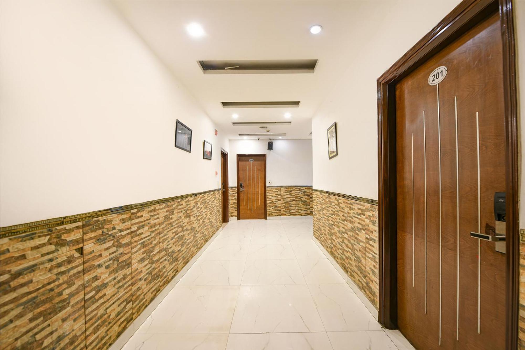 Fabhotel The Kings Plaza New Delhi Extérieur photo