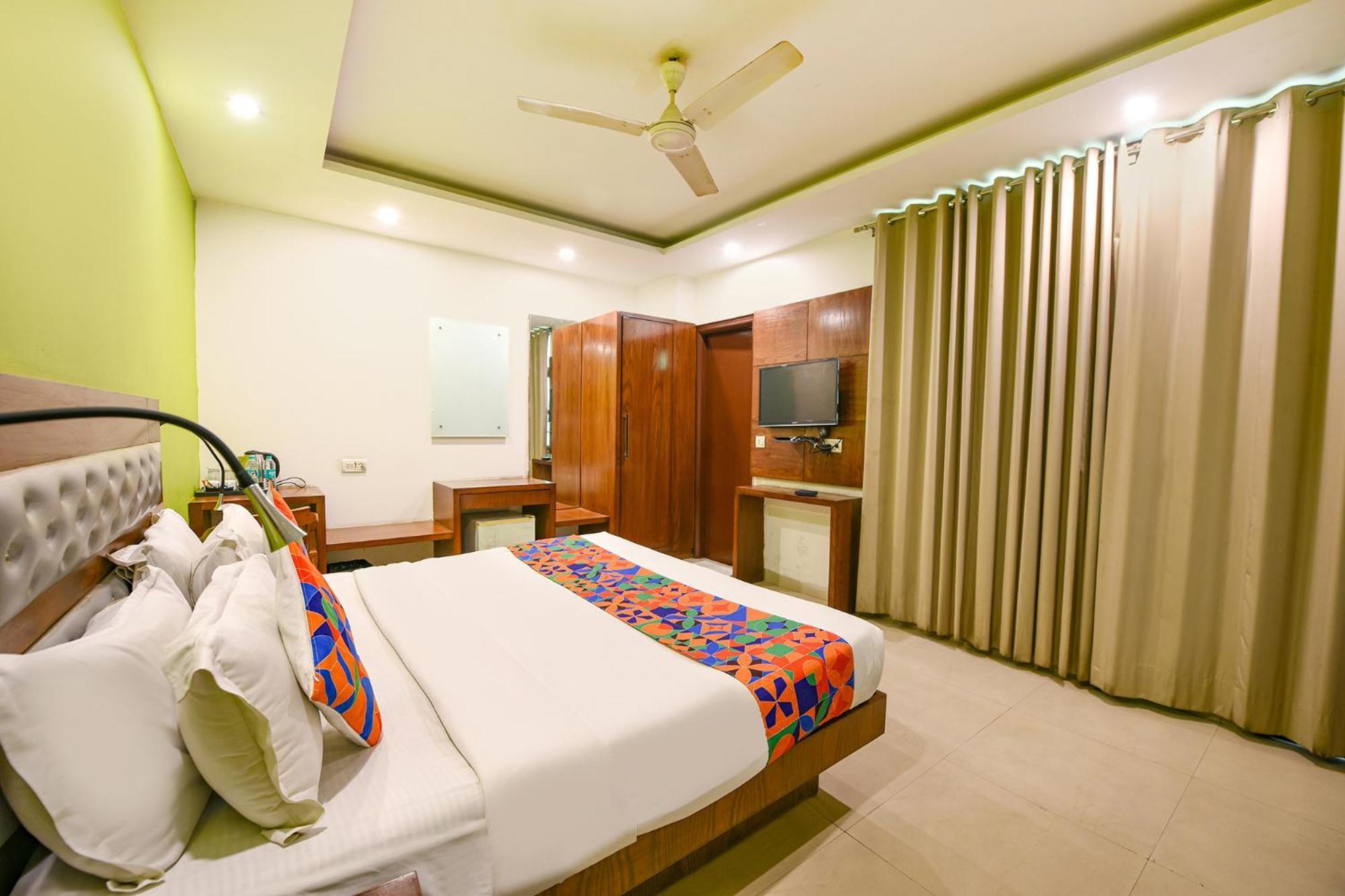 Fabhotel The Kings Plaza New Delhi Extérieur photo