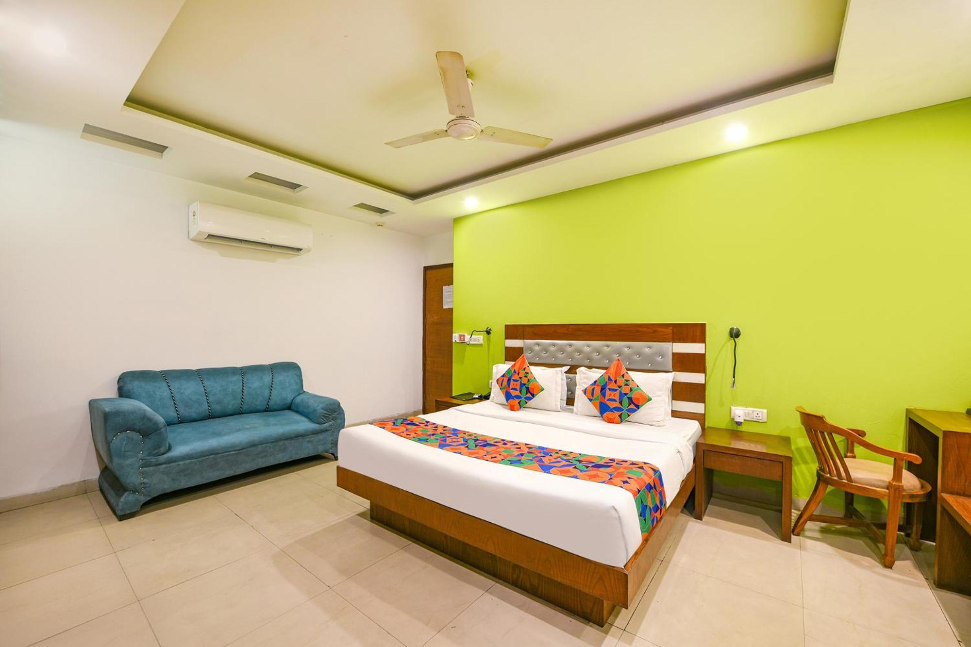 Fabhotel The Kings Plaza New Delhi Extérieur photo
